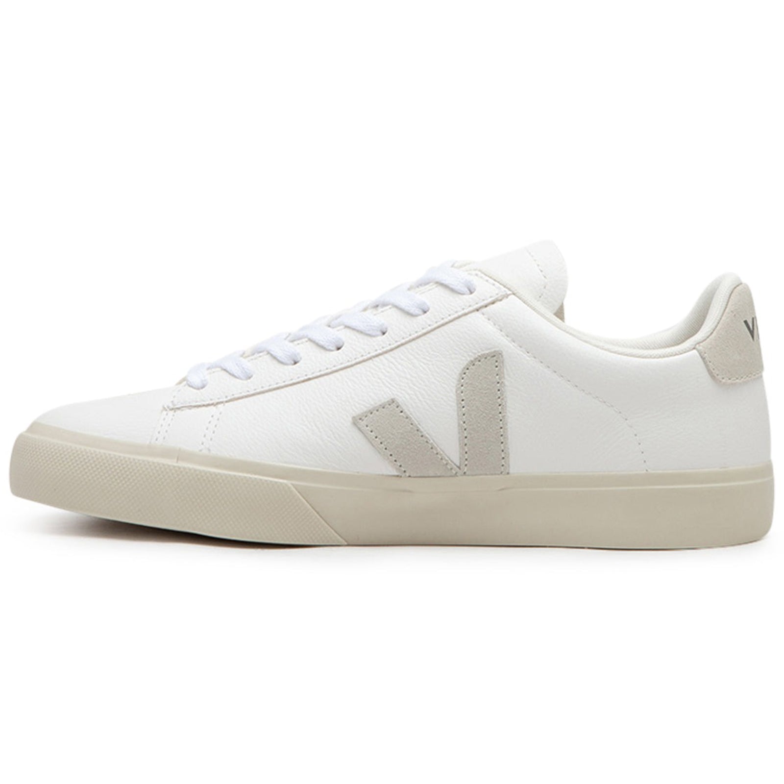 Veja Campo Chromefree Leather Mens Trainers#color_white natural