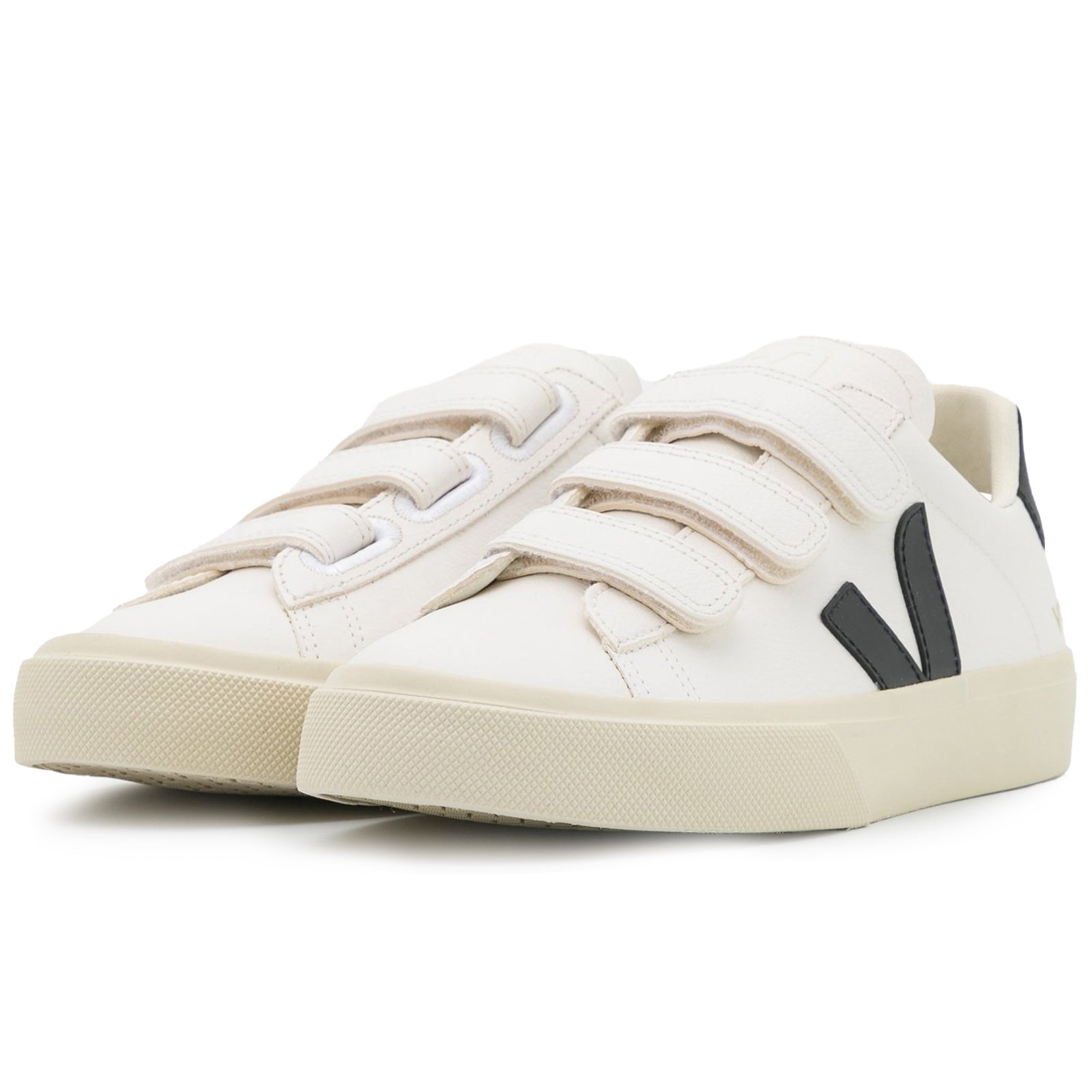 Veja Recife Chromefree Leather Mens Trainers#color_white black