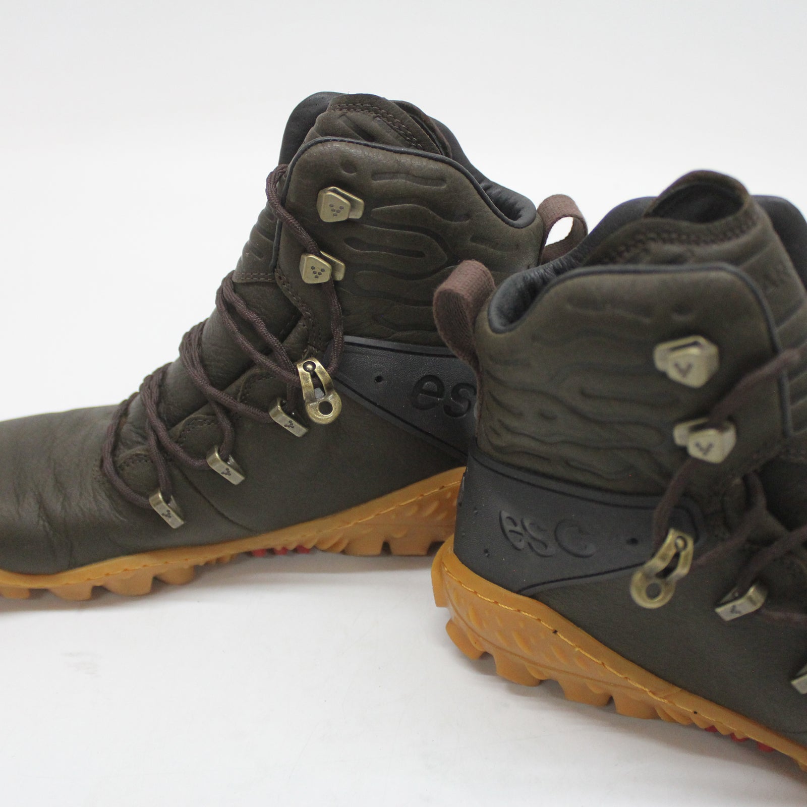 Vivobarefoot Tracker Forest ESC 209161-01 Leather Womens Trainers - Brown - 38#color_brown