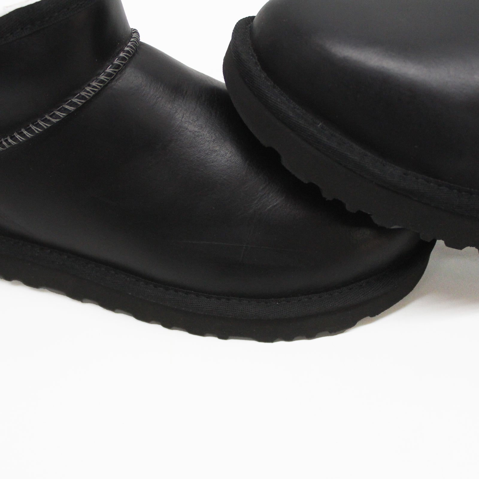 Ugg Classic Ultra Mini 1163490-BLK Leather Womens Boots - Black Black - 39#color_black black
