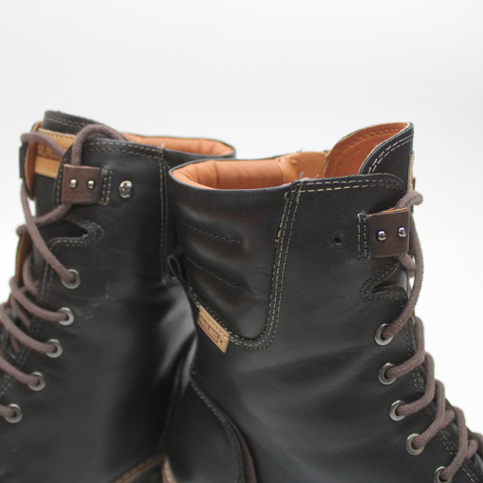 Pikolinos San Sebastia W1T-N8812 W1T-N8812 Leather Womens Boots - Black - 40#color_black