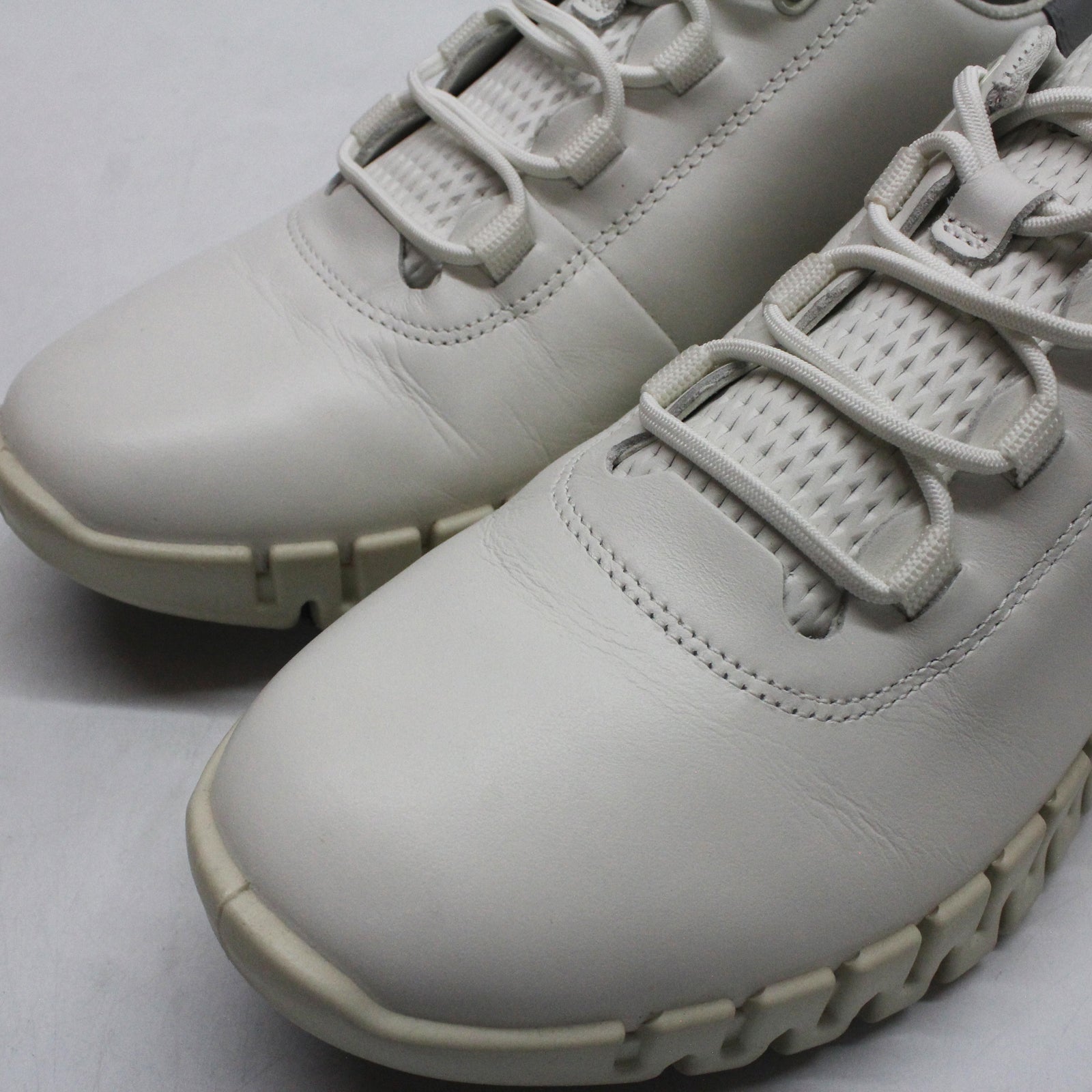 Ecco Gruuv 218203 218203-60718 Full Grain Leather Womens Trainers - White Light Grey - 39#color_white light grey